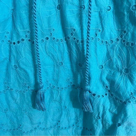 Catherine’s Blue Blouse 4X Eyelet Cutouts Flower Embroidered Flared Short Sleeve - Picture 6 of 8